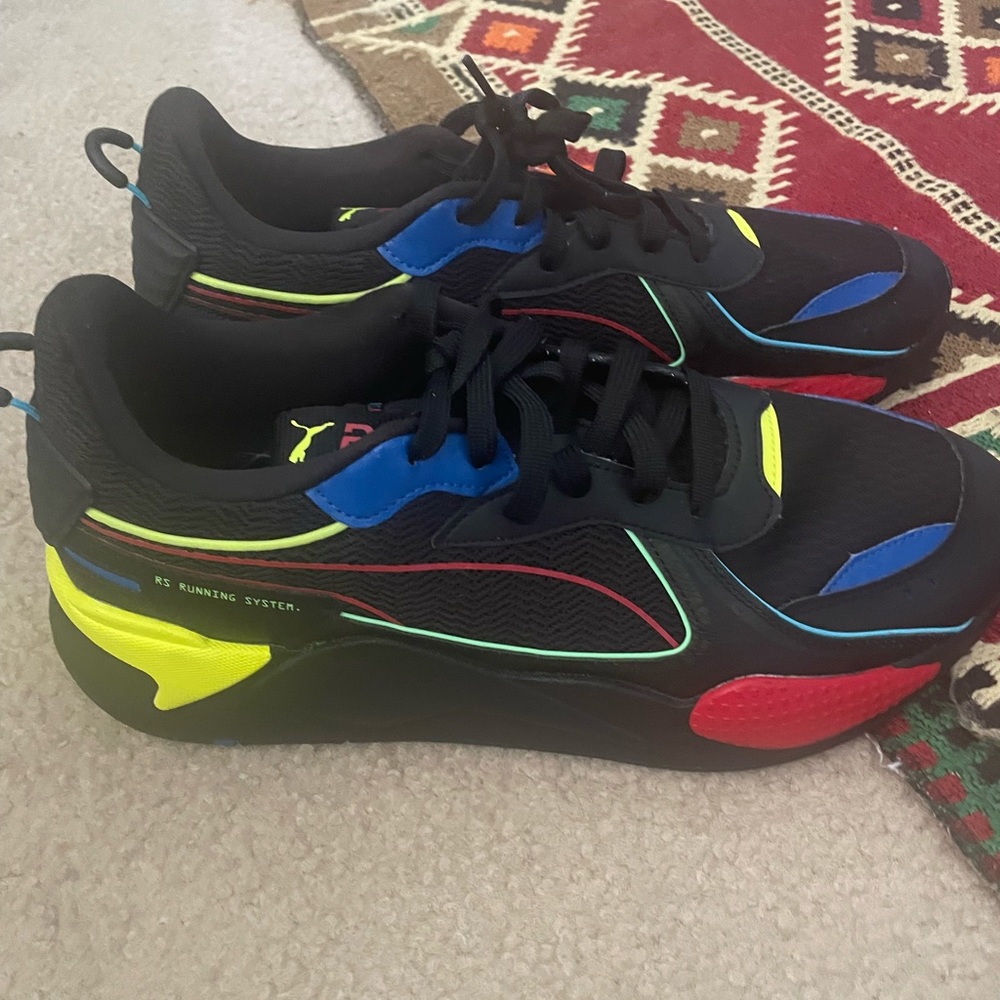 Mens Pumas